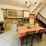 Rue Du Chateau * Ruffec (Charente)